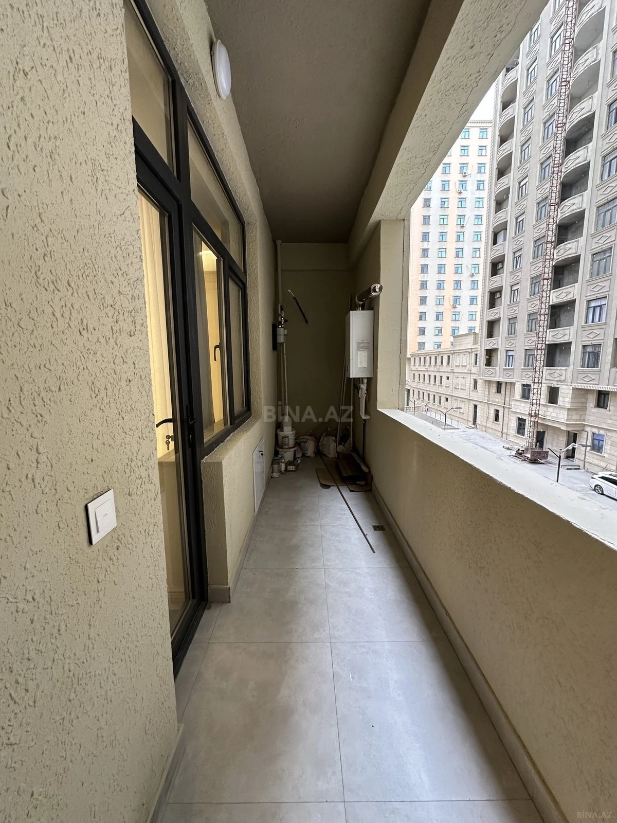 Satılır 3 otaqlı mənzil 110 m²