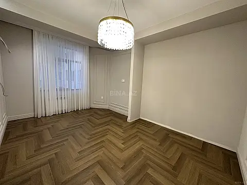 Satılır 3 otaqlı mənzil 110 m²