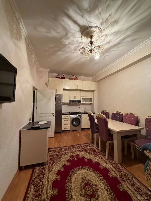 Kirayə verilir 2 otaqlı mənzil 45 m²