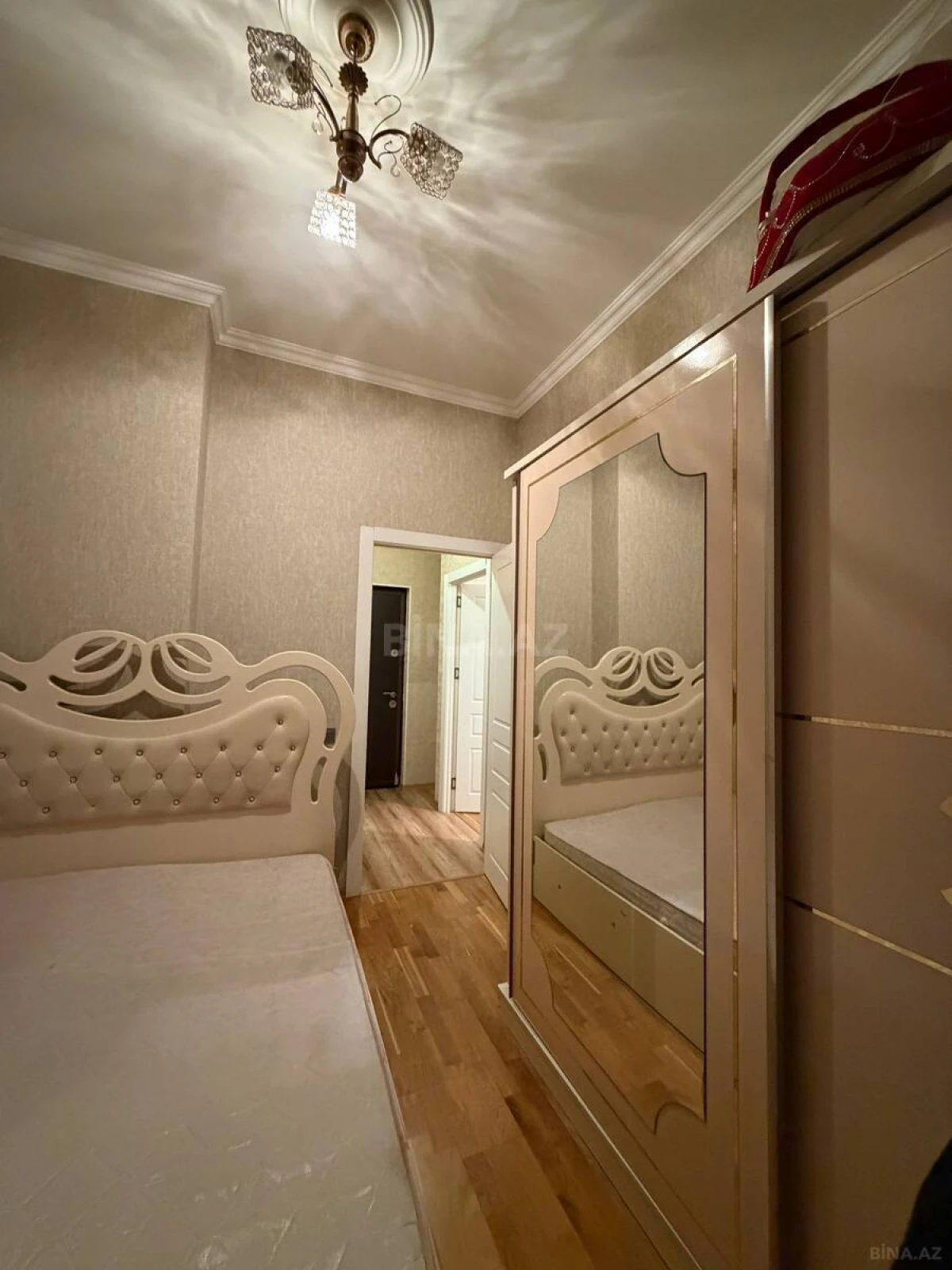 Kirayə verilir 2 otaqlı mənzil 45 m²