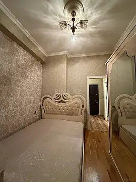 Kirayə verilir 2 otaqlı mənzil 45 m²