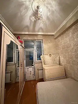 Kirayə verilir 2 otaqlı mənzil 45 m²