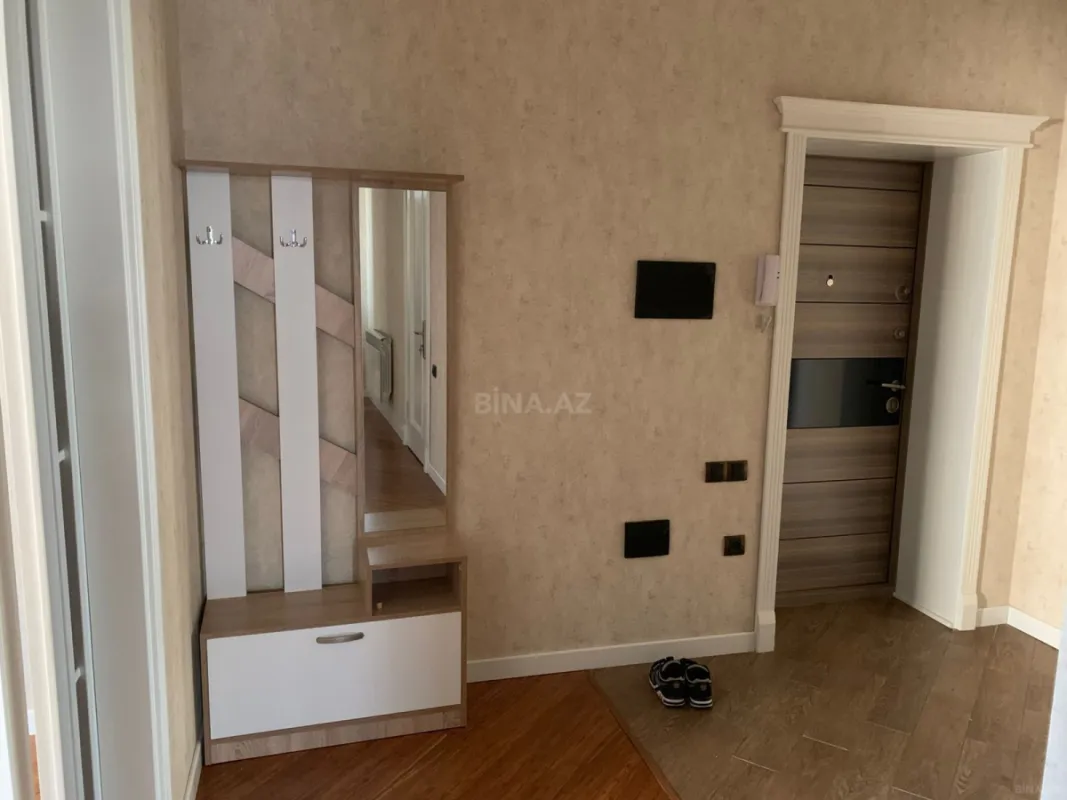 Kirayə verilir 3 otaqlı mənzil 95 m²