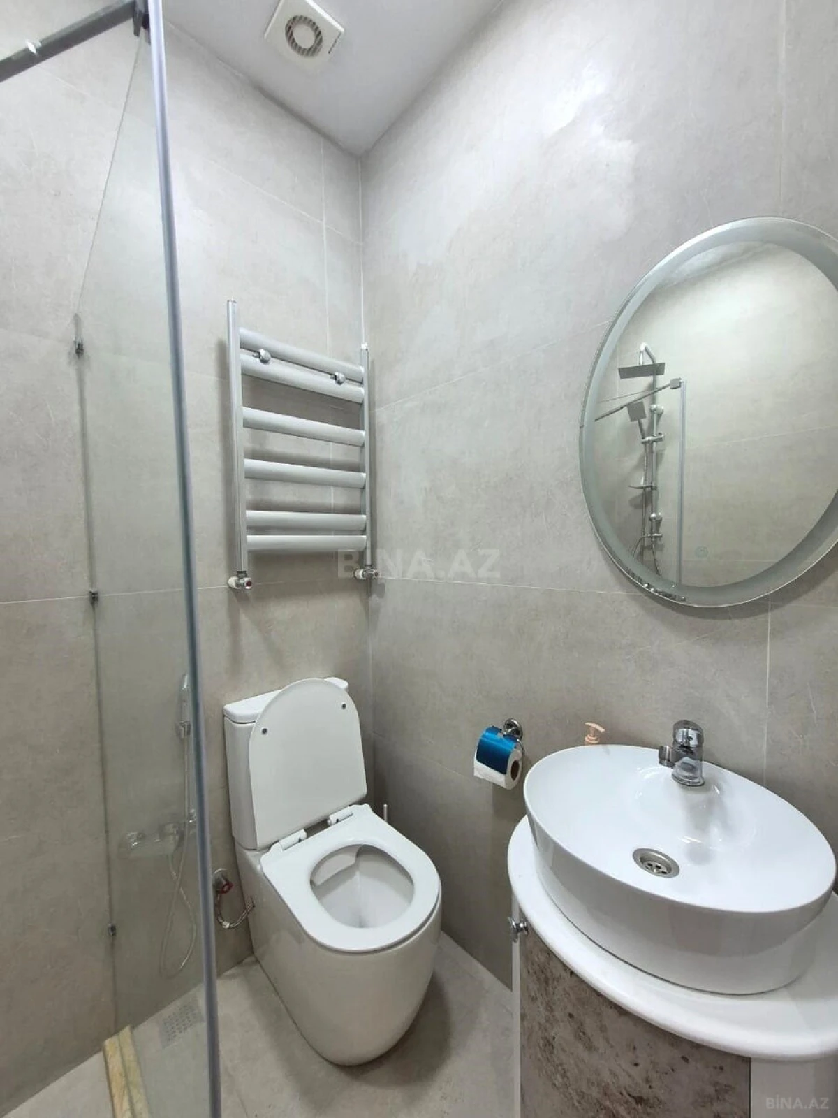 Satılır 2 otaqlı mənzil 86 m²