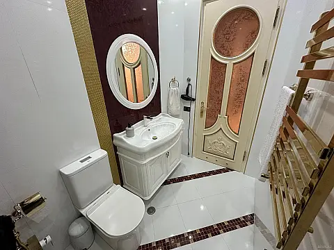 Kirayə verilir 3 otaqlı mənzil 130 m²