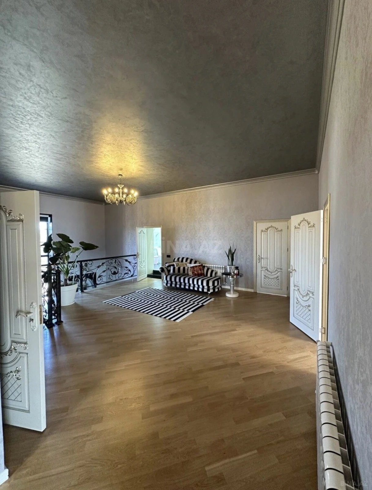 Kirayə verilir 5 otaqlı həyət evi 360 m²