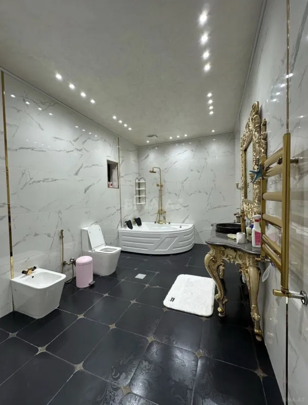 Kirayə verilir 5 otaqlı həyət evi 360 m²