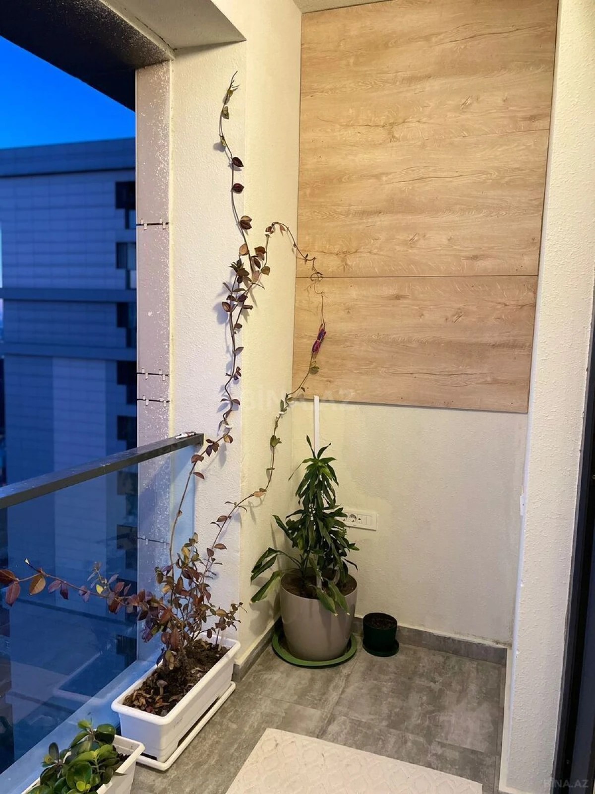 Satılır 3 otaqlı mənzil 108 m²