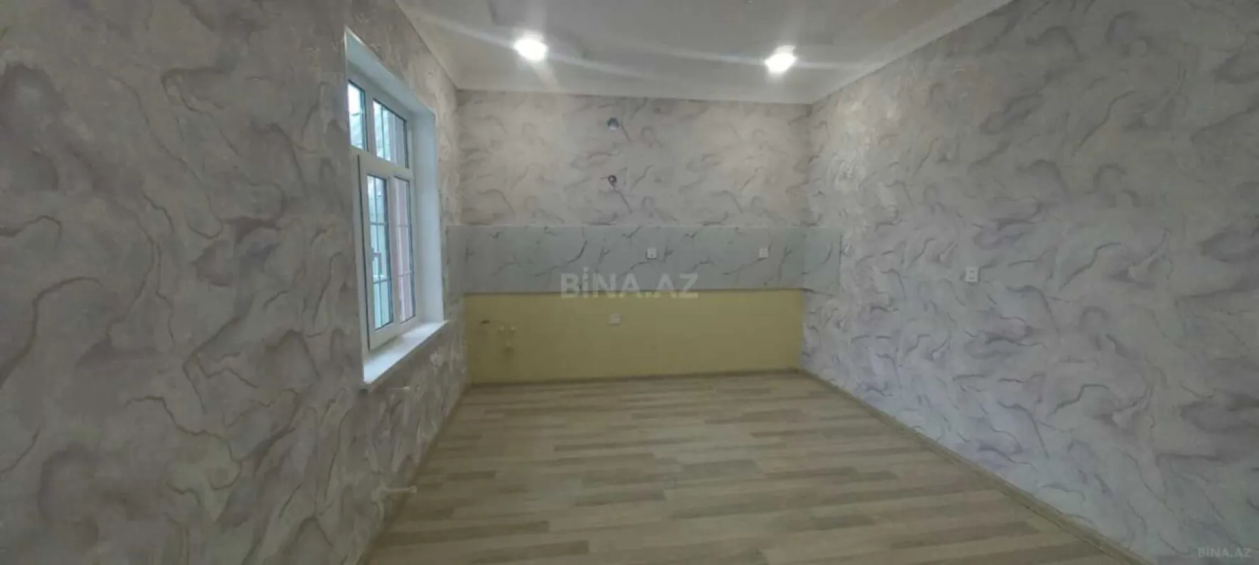 Satılır 4 otaqlı həyət evi 120 m²