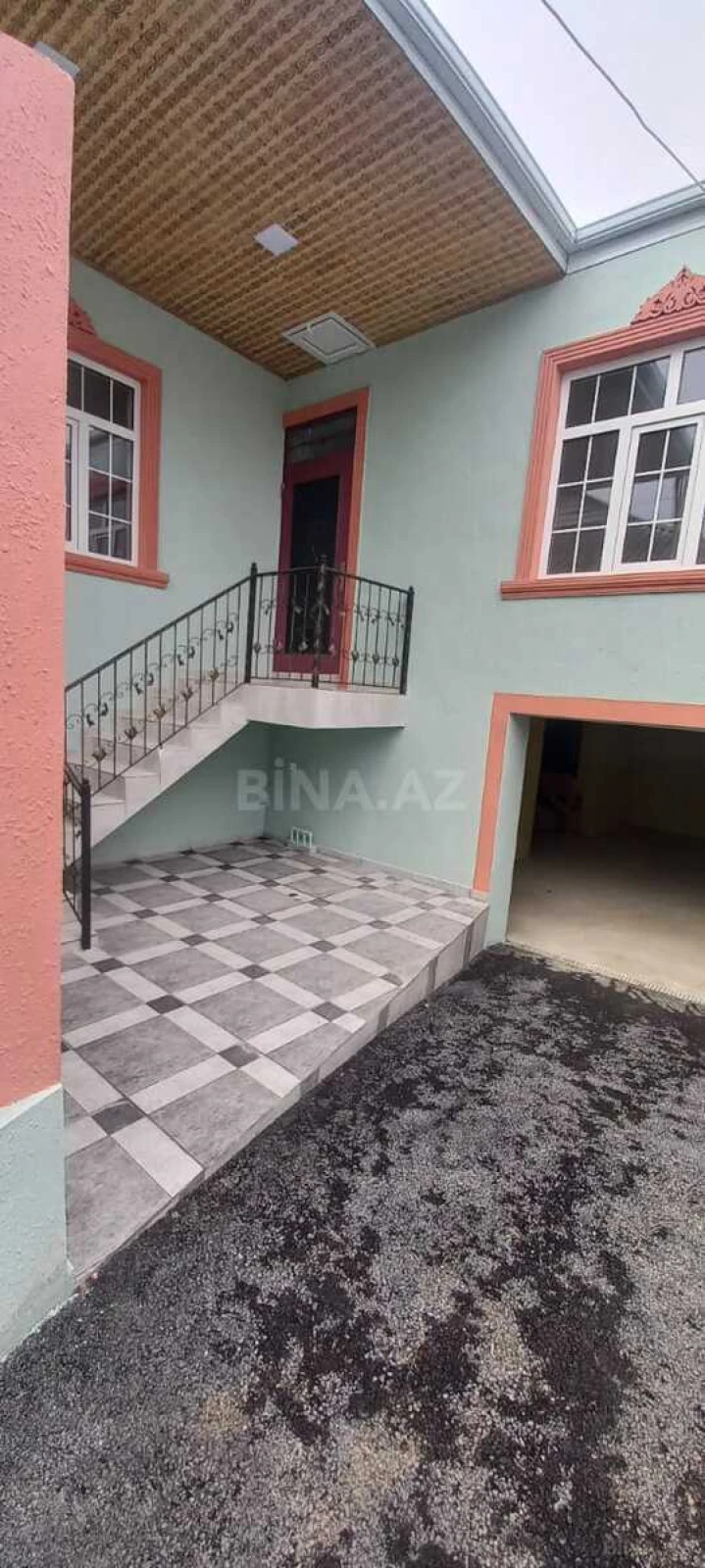 Satılır 4 otaqlı həyət evi 120 m²