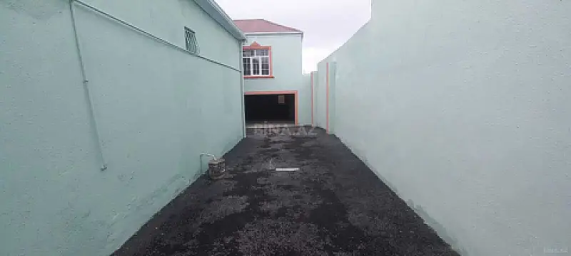 Satılır 4 otaqlı həyət evi 120 m²