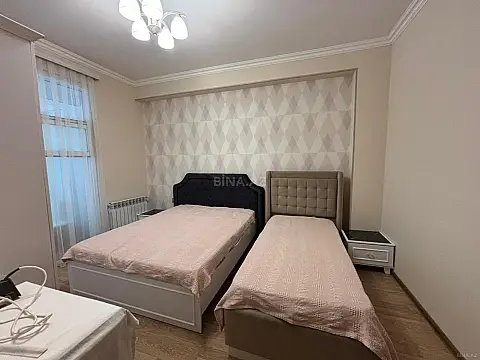 Kirayə verilir 2 otaqlı mənzil 76 m²