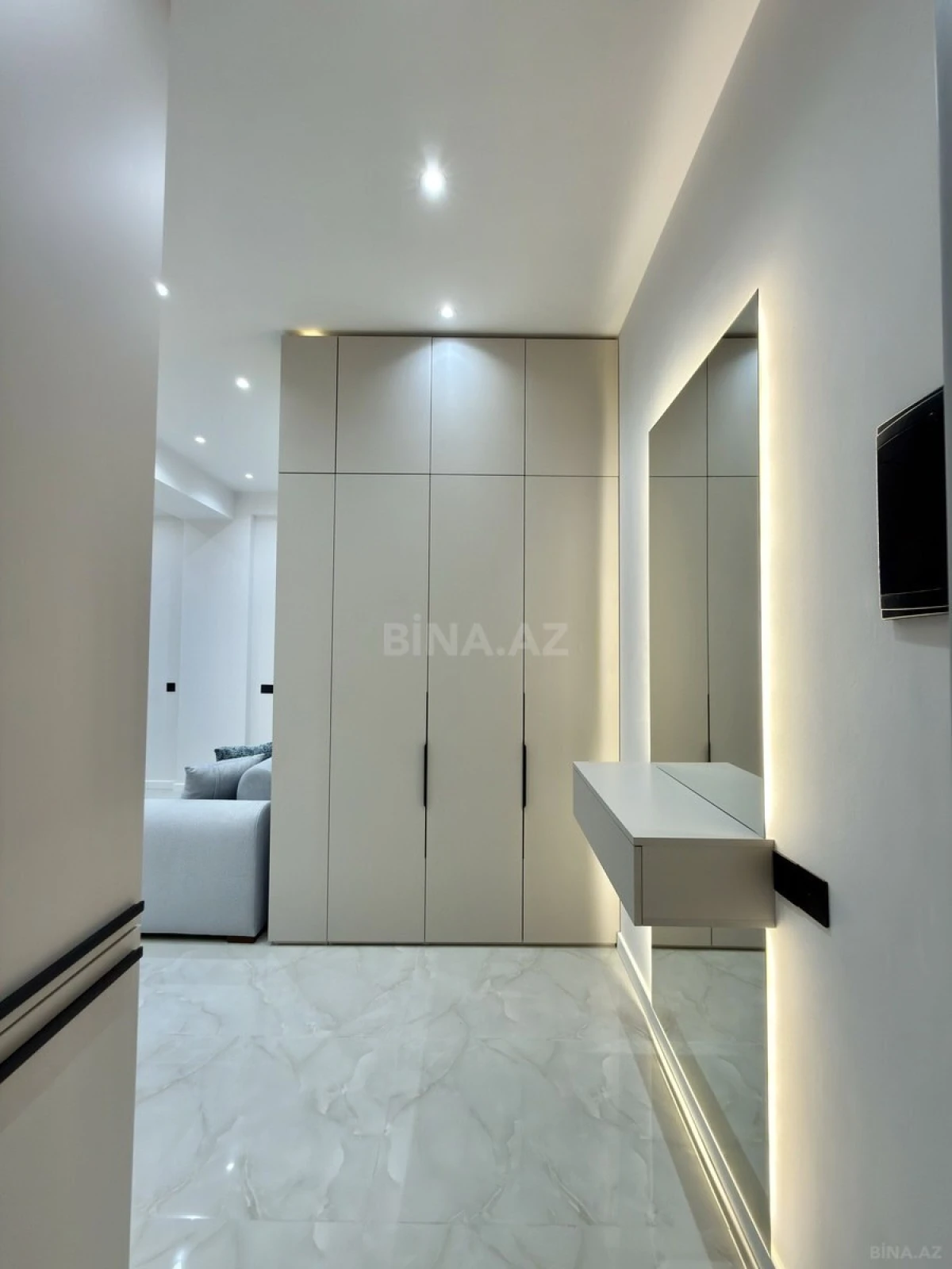 Satılır 3 otaqlı mənzil 68 m²