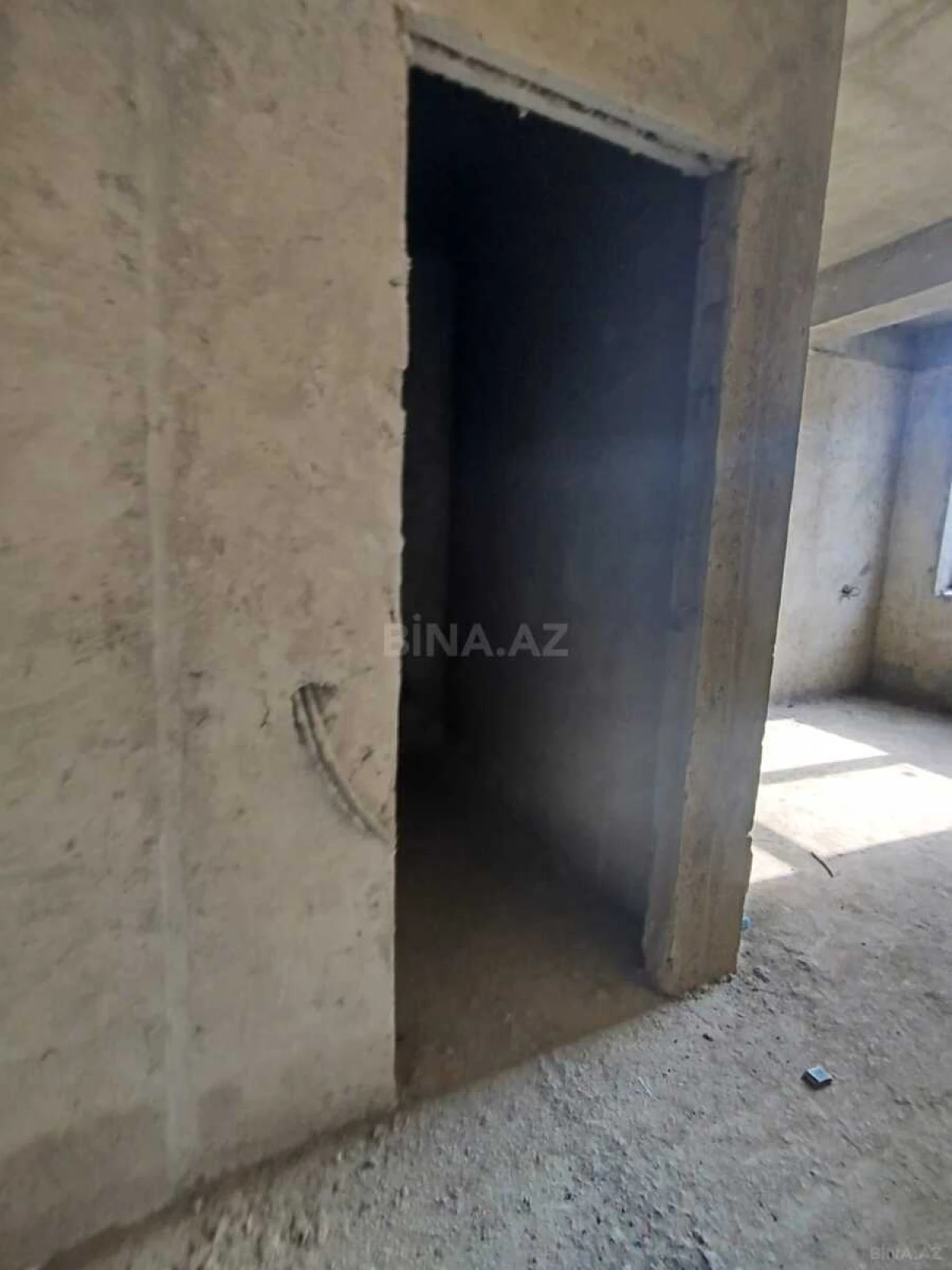 Satılır 2 otaqlı mənzil 95 m²