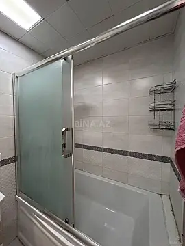 Kirayə verilir 2 otaqlı mənzil 112 m²