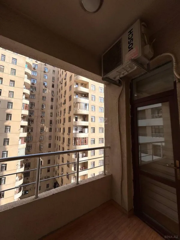Kirayə verilir 2 otaqlı mənzil 112 m²