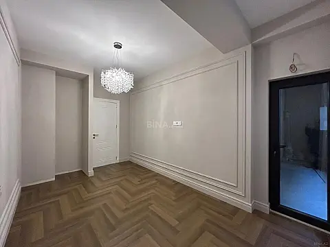 Satılır 3 otaqlı mənzil 110 m²