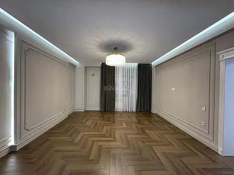 Satılır 3 otaqlı mənzil 110 m²