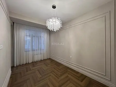 Satılır 3 otaqlı mənzil 110 m²