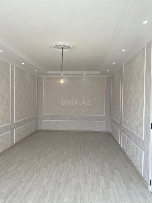 Satılır 4 otaqlı həyət evi 215 m²