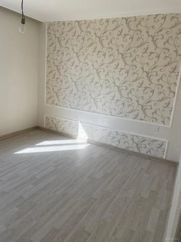 Satılır 4 otaqlı həyət evi 215 m²