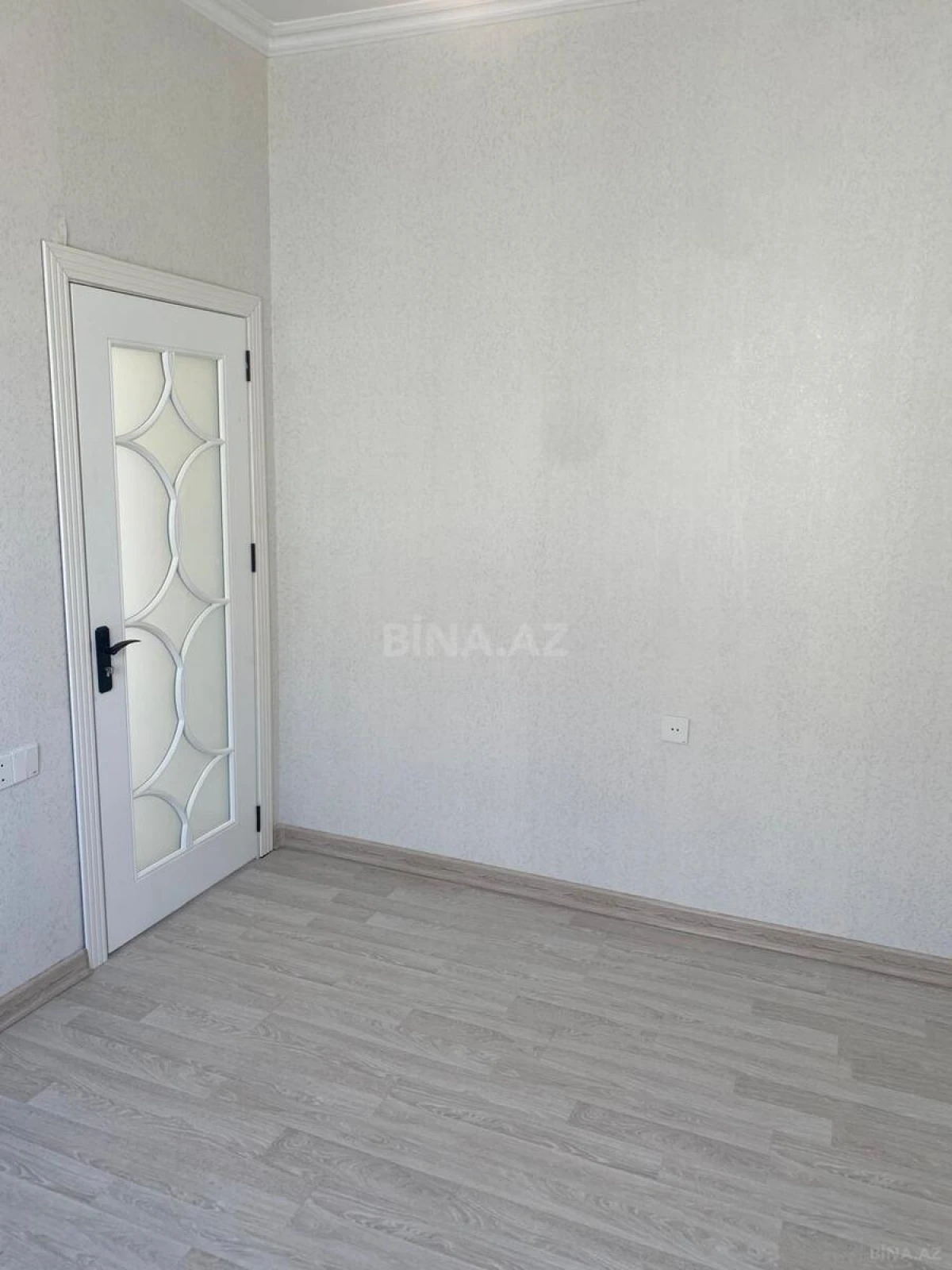 Satılır 4 otaqlı həyət evi 215 m²