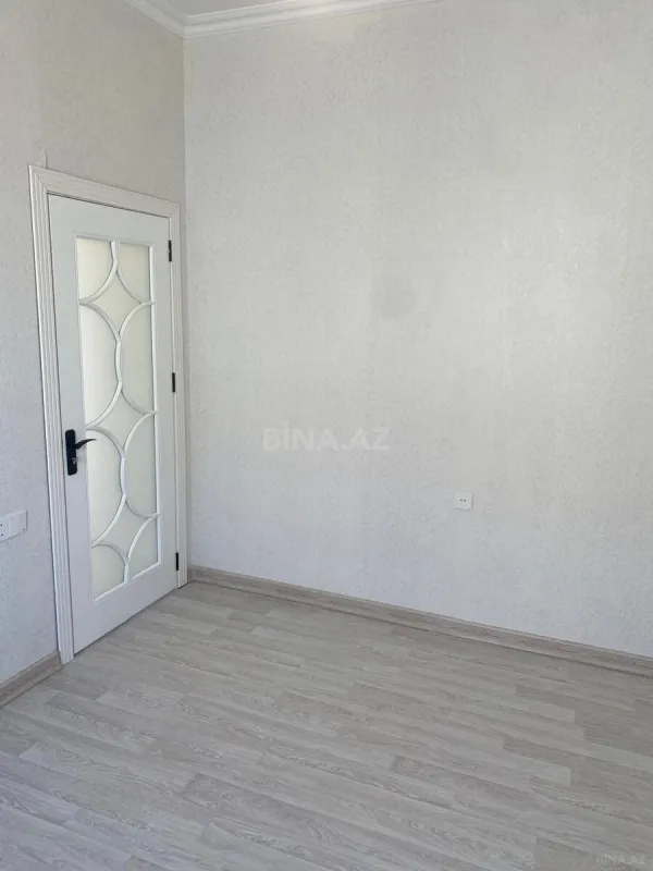Satılır 4 otaqlı həyət evi 215 m²