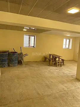 Satılır 4 otaqlı həyət evi 215 m²