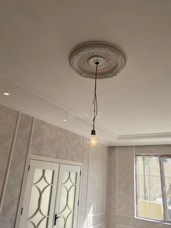 Satılır 4 otaqlı həyət evi 215 m²