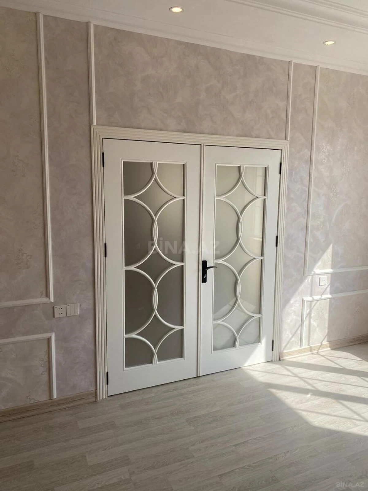Satılır 4 otaqlı həyət evi 215 m²