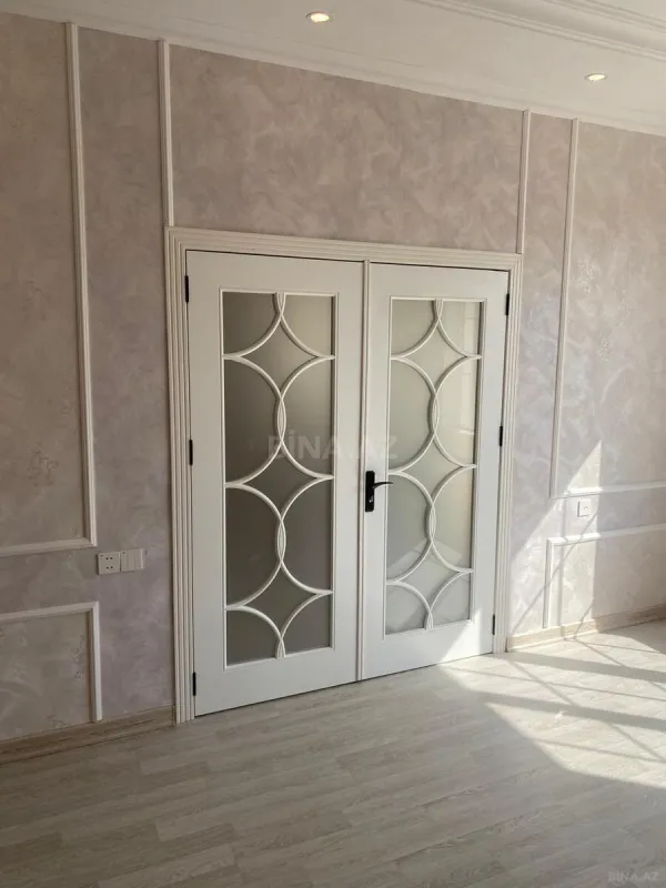 Satılır 4 otaqlı həyət evi 215 m²