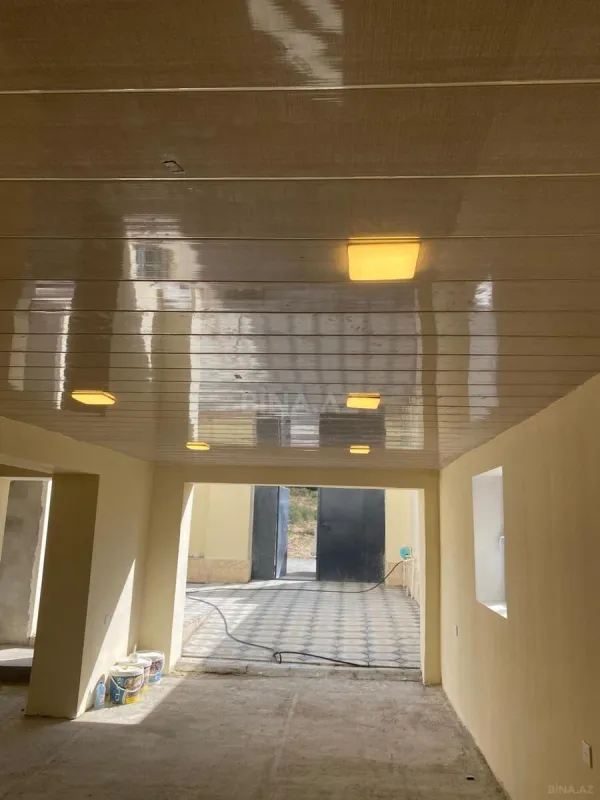 Satılır 4 otaqlı həyət evi 215 m²