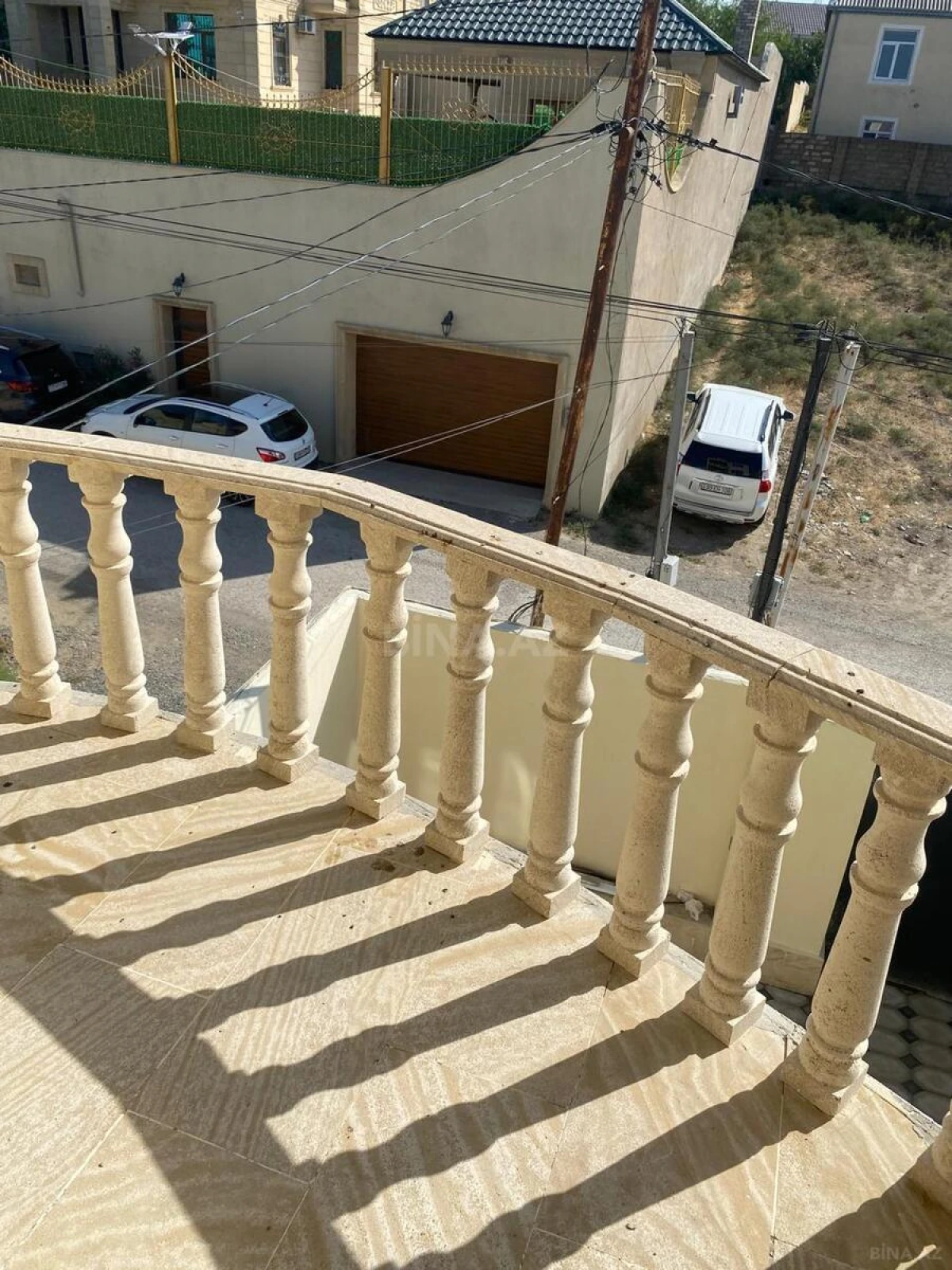 Satılır 4 otaqlı həyət evi 215 m²