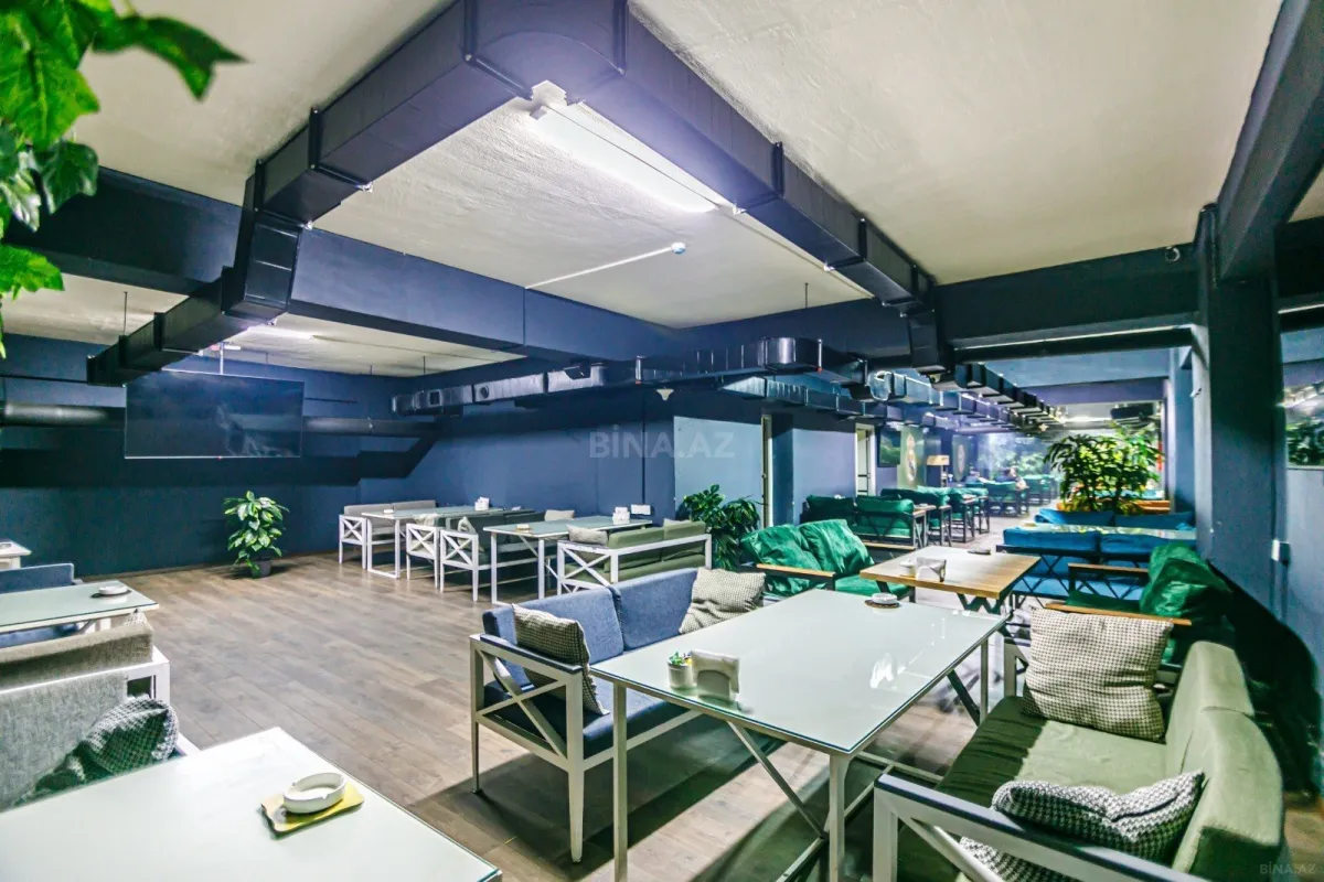 Satılır obyekt 442 m²