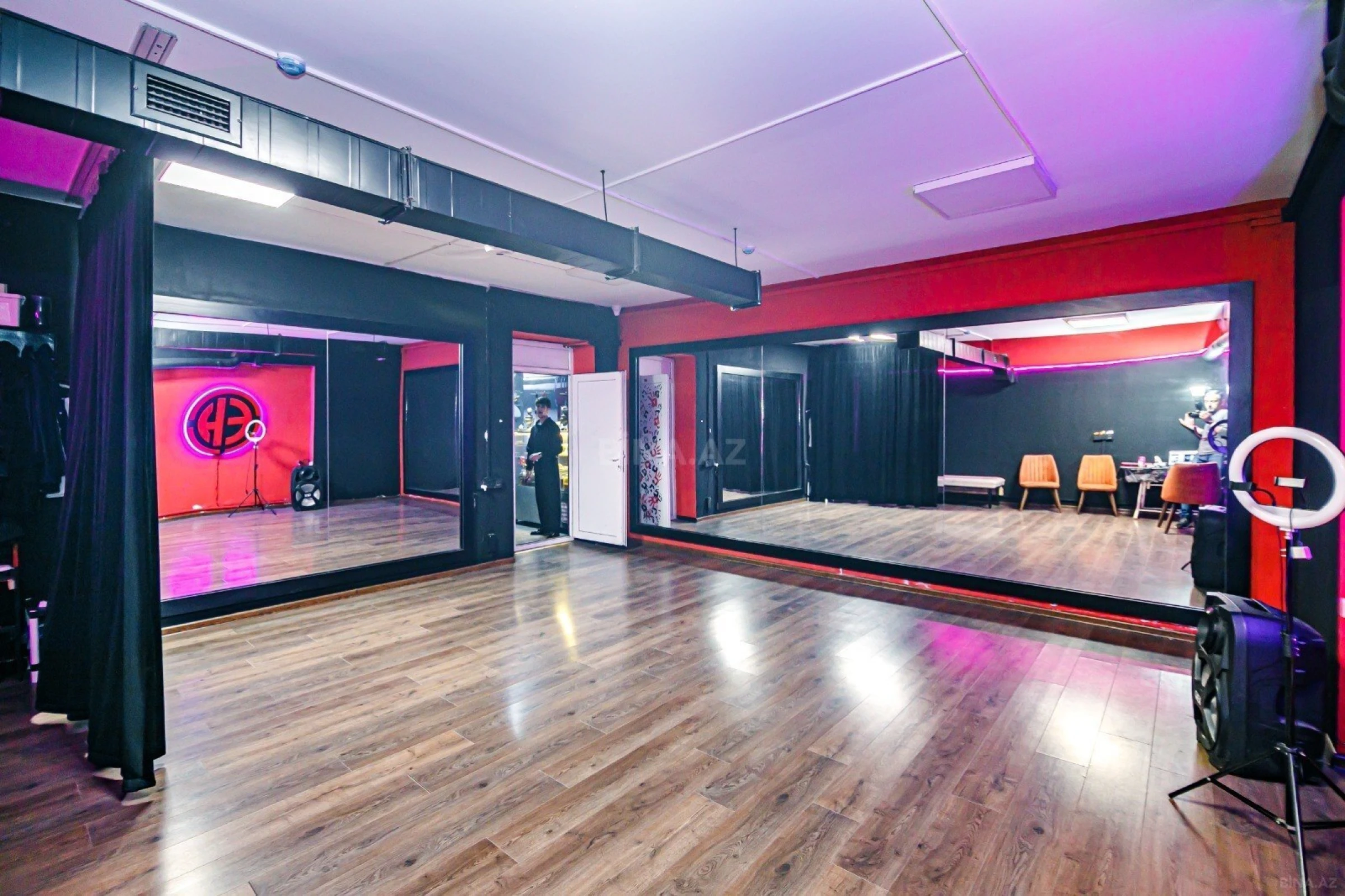 Satılır obyekt 442 m²