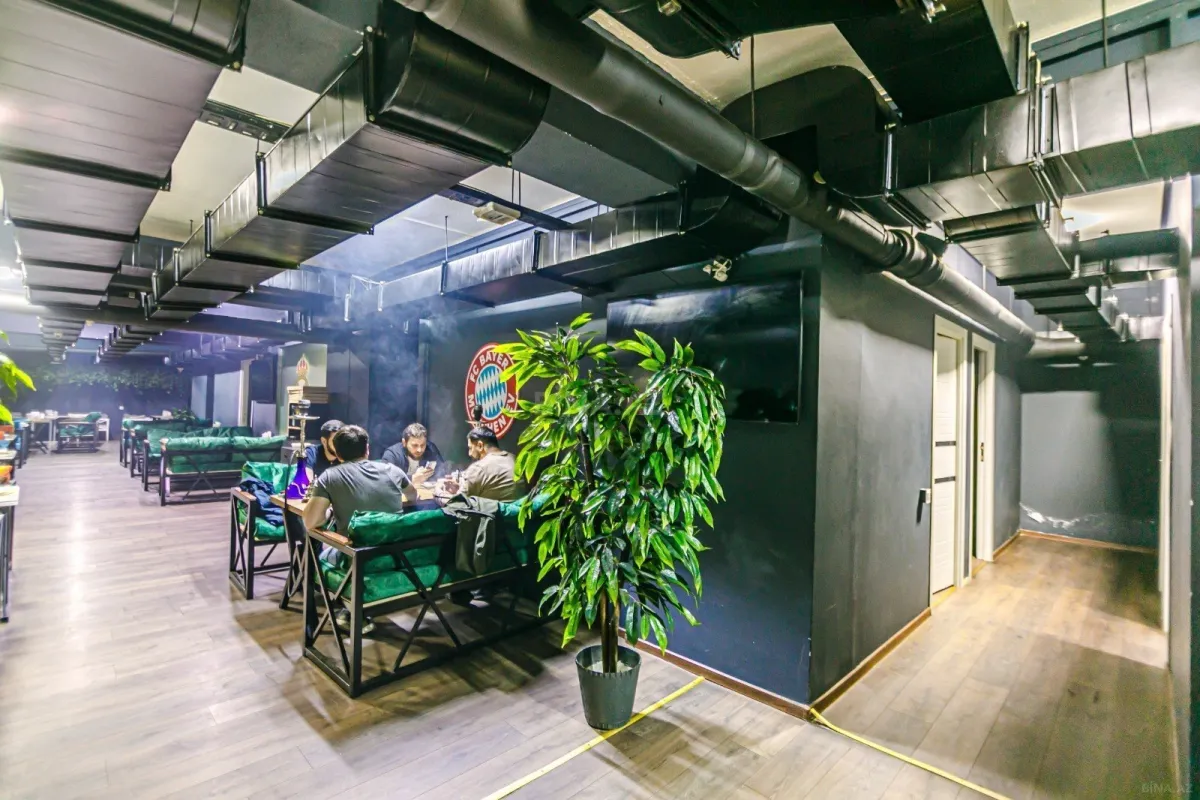 Satılır obyekt 442 m²