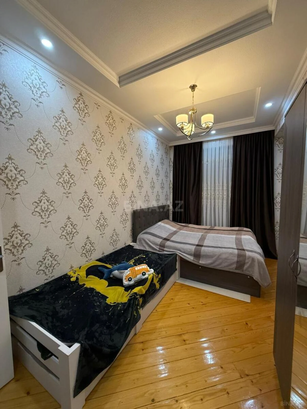 Kirayə verilir 2 otaqlı mənzil 92 m²