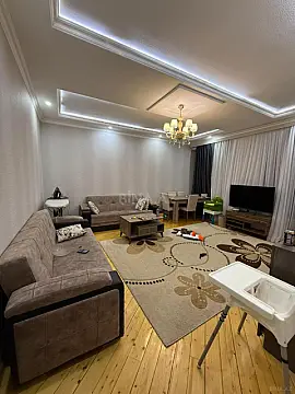 Kirayə verilir 2 otaqlı mənzil 92 m²