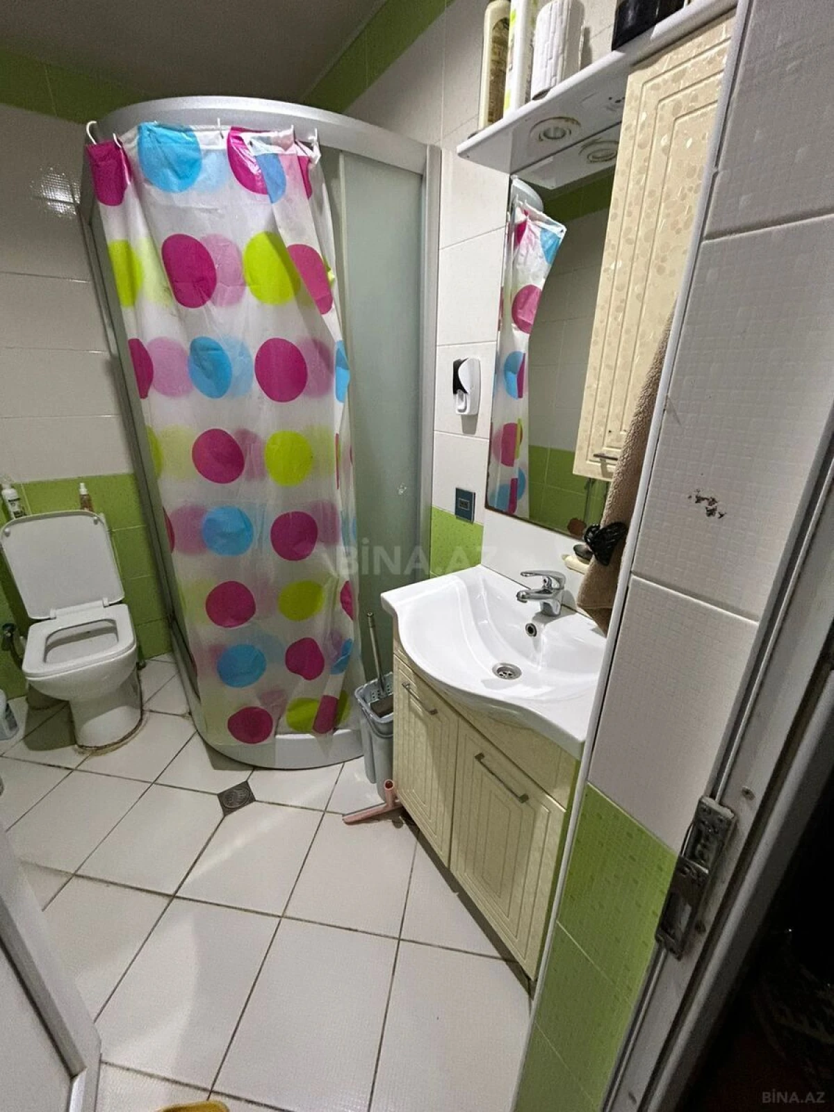 Satılır 2 otaqlı mənzil 75 m²