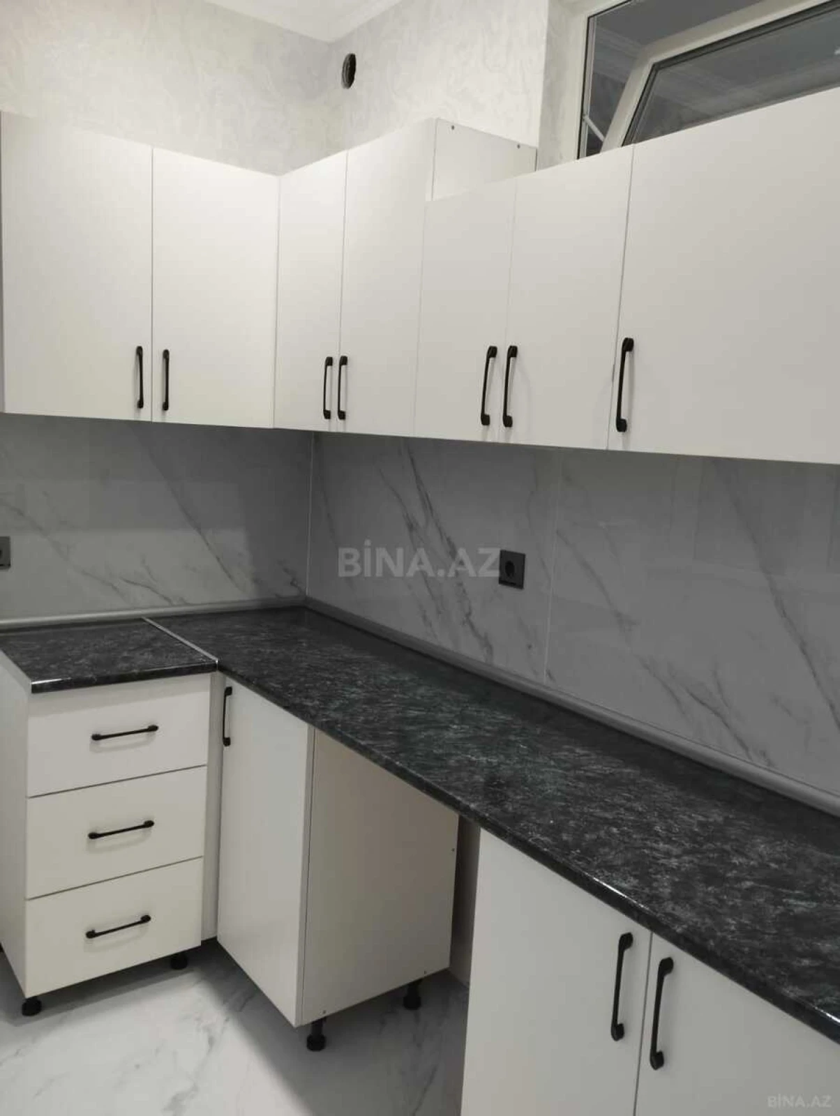 Satılır 2 otaqlı mənzil 45 m²