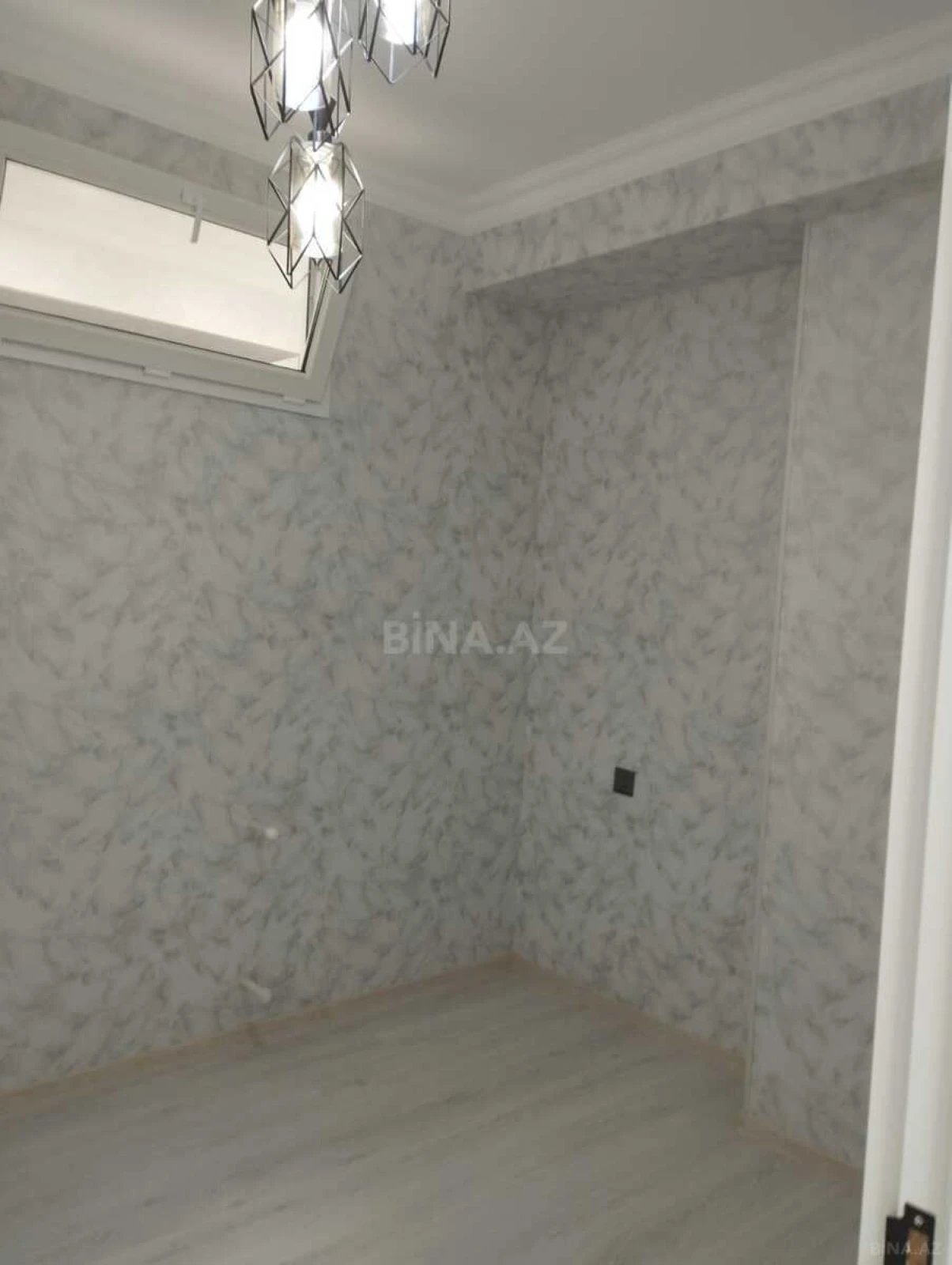 Satılır 2 otaqlı mənzil 45 m²
