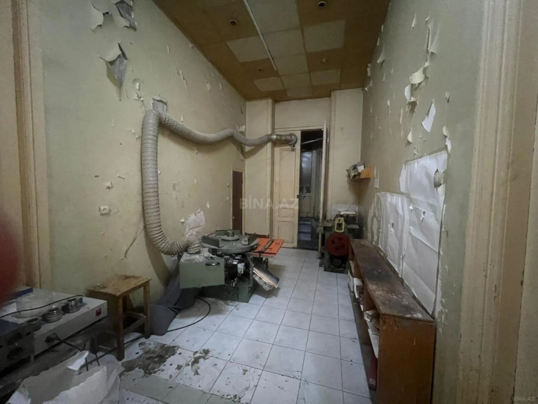 Kirayə verilir obyekt 200 m²