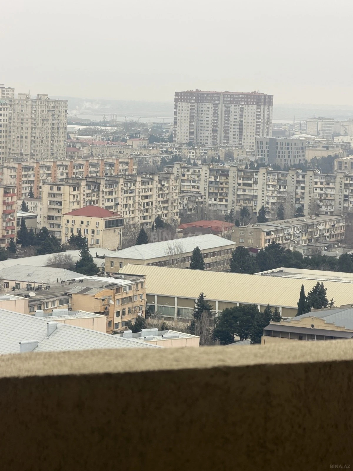 Satılır 1 otaqlı mənzil 70 m²