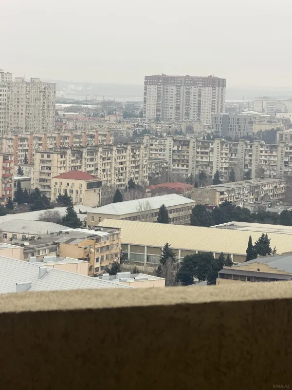 Satılır 1 otaqlı mənzil 70 m²