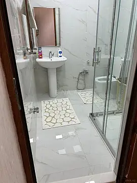 Kirayə verilir 2 otaqlı mənzil 50 m²