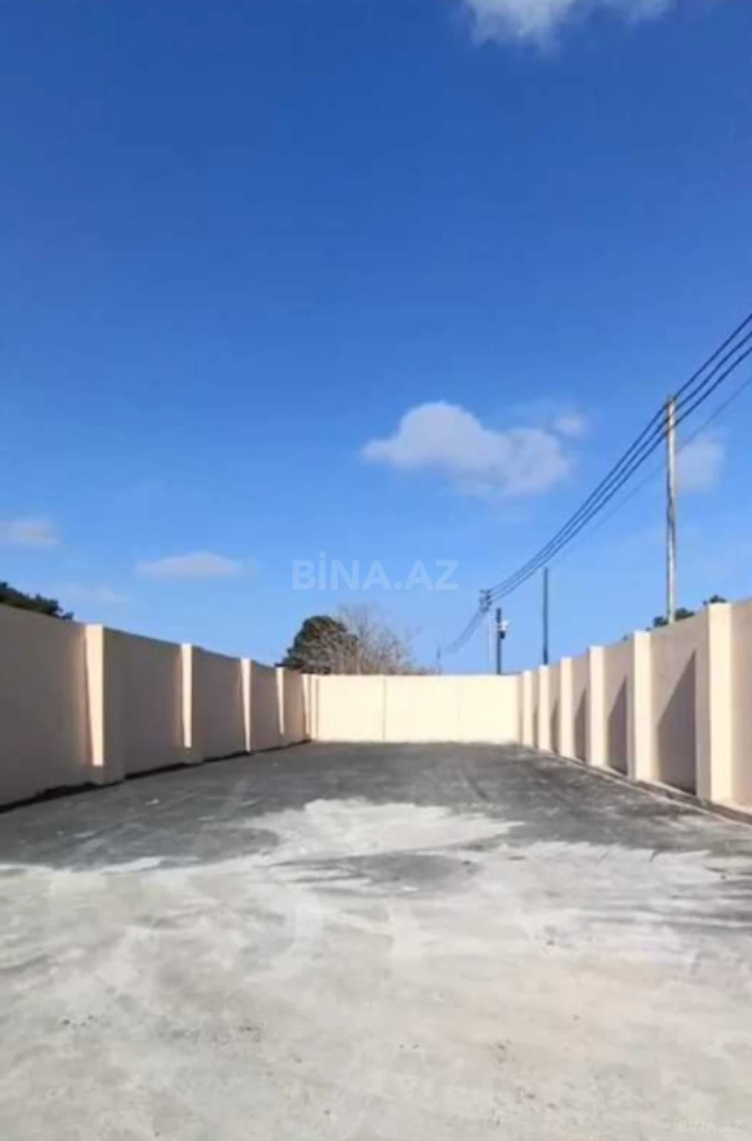 Satılır obyekt 900 m²