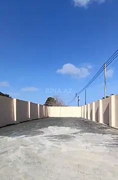 Satılır obyekt 900 m²