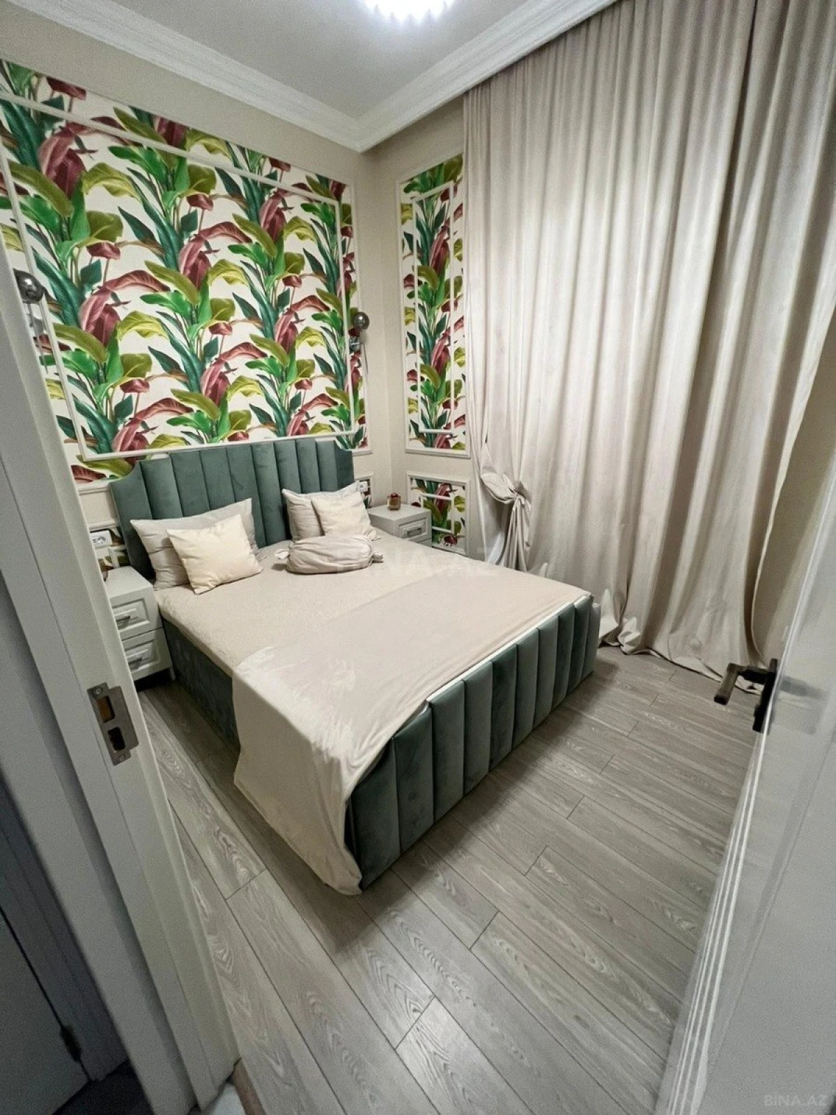 Satılır 6 otaqlı həyət evi 455 m²