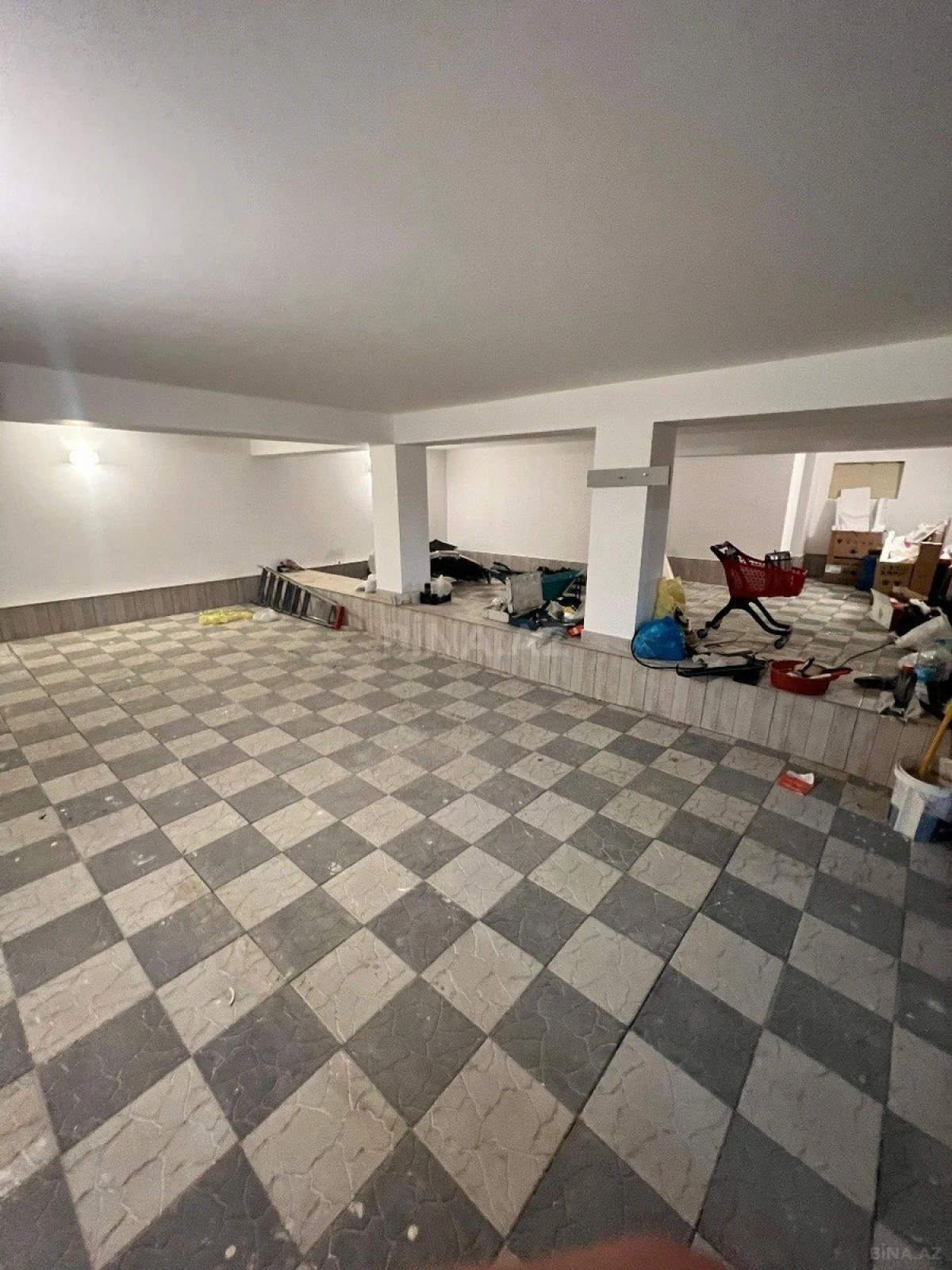 Satılır 6 otaqlı həyət evi 455 m²