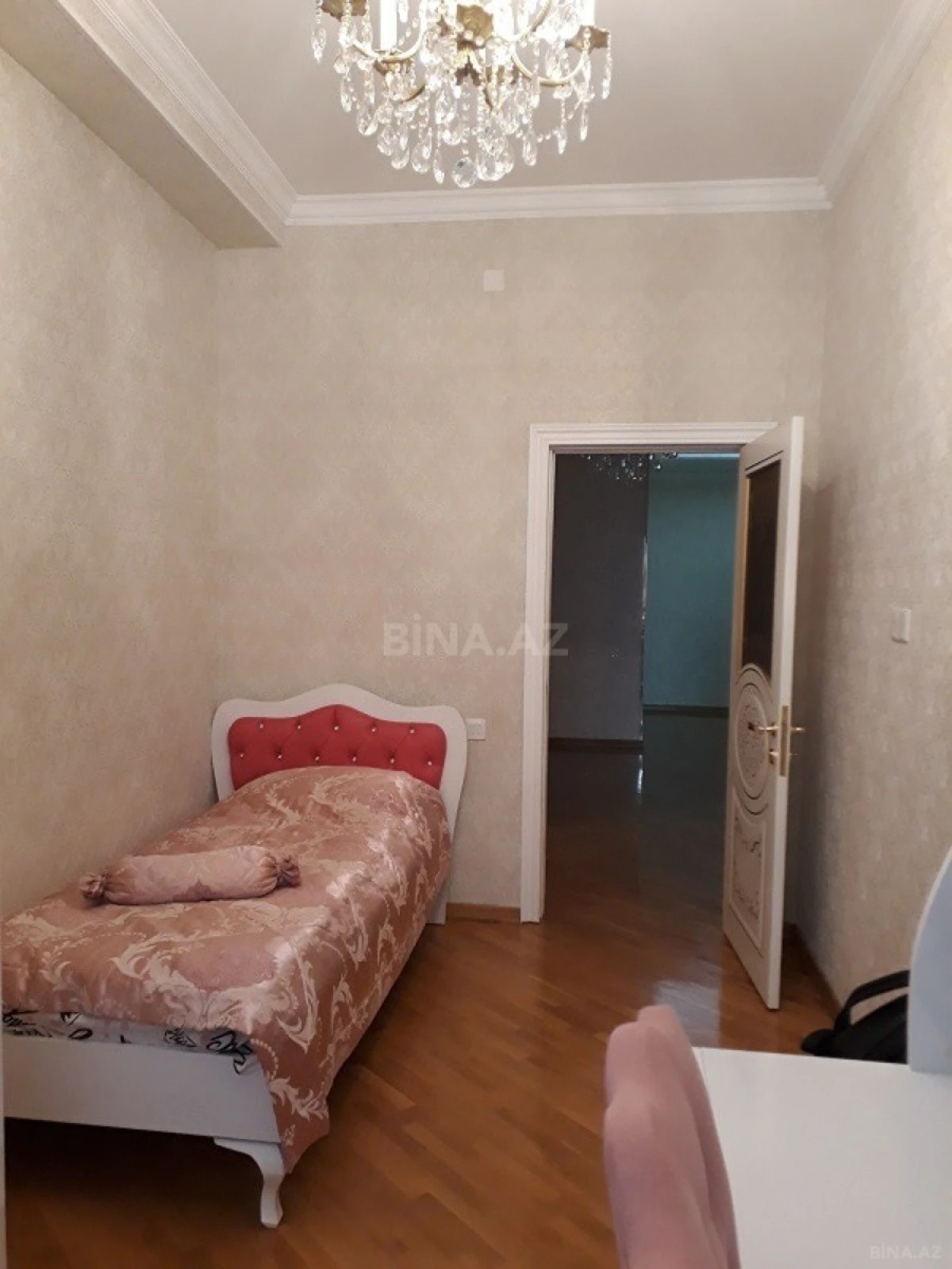 Kirayə verilir 3 otaqlı mənzil 110 m²